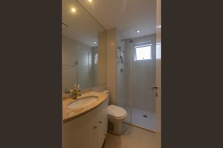 Apartamento à venda com 125m², 3 quartos e 3 vagasBanheiro da Suíte 1