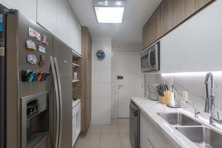 Apartamento à venda com 125m², 3 quartos e 3 vagasCozinha
