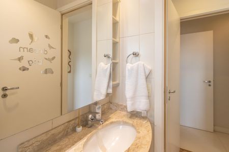 Apartamento à venda com 125m², 3 quartos e 3 vagasBanheiro da Suíte 3