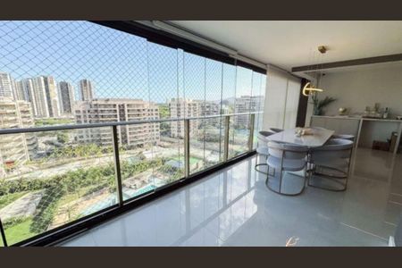 Apartamento para alugar com 123m², 3 quartos e 1 vaga