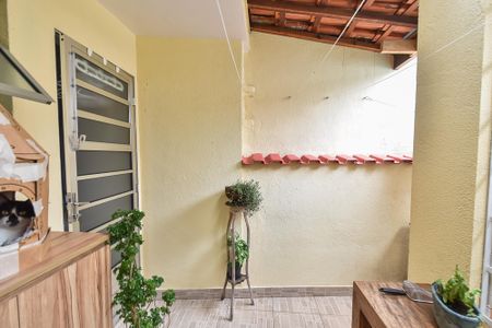 Casa à venda com 142m², 2 quartos e sem vagaVaranda