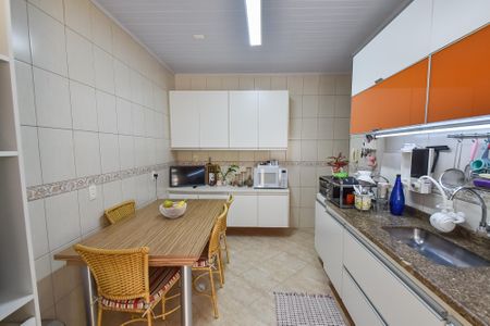 Casa à venda com 142m², 2 quartos e sem vagaCozinha