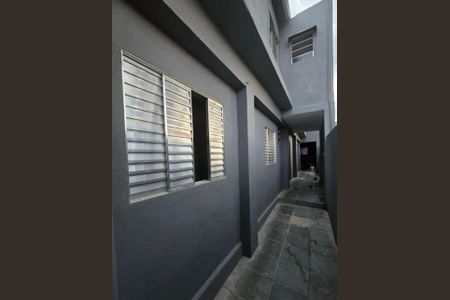 Casa à venda com 150m², 5 quartos e 2 vagas Casa à venda com 150m², 5 quartos e 2 vagasÁrea externa