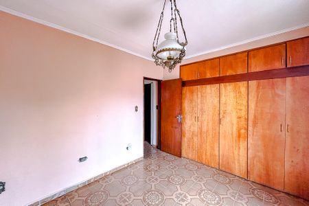 Casa à venda com 180m², 3 quartos e 1 vagaSuíte
