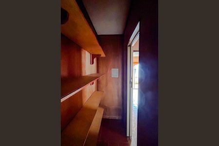 Casa à venda com 180m², 3 quartos e 1 vagaCloset do quarto 2