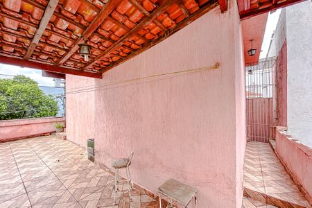 Casa à venda com 180m², 3 quartos e 1 vagaÁrea externa