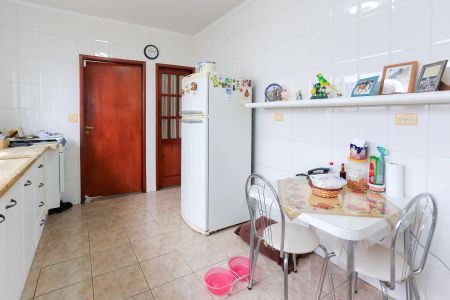 Casa à venda com 410m², 4 quartos e 6 vagas