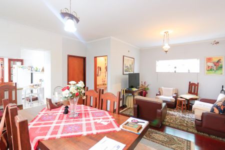 Casa à venda com 4 quartos, 410m² em Adalgisa, São Paulo