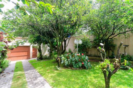 Casa à venda com 410m², 4 quartos e 6 vagas