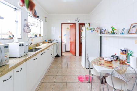 Casa à venda com 410m², 4 quartos e 6 vagas