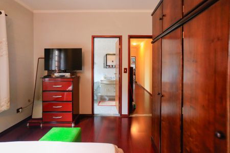 Casa à venda com 410m², 4 quartos e 6 vagas