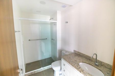 Apartamento à venda com 82m², 2 quartos e 1 vagaBanheiro Social