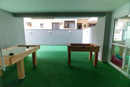 Apartamento à venda com 82m², 2 quartos e 1 vagaÁrea comum