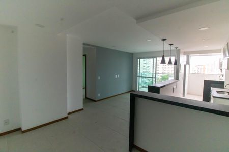 Apartamento à venda com 82m², 2 quartos e 1 vagaSala