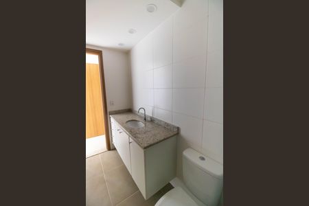 Apartamento à venda com 82m², 2 quartos e 1 vagaBanheiro da Suíte