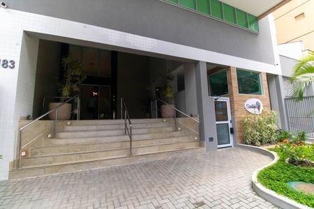 Apartamento à venda com 82m², 2 quartos e 1 vagaEntrada