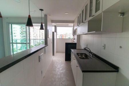 Apartamento à venda com 82m², 2 quartos e 1 vagaCozinha e Área de Serviço