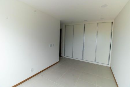 Apartamento à venda com 82m², 2 quartos e 1 vagaSuíte 