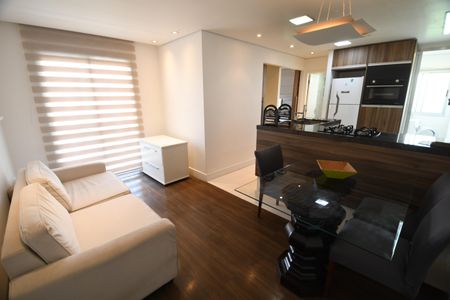 Sala de apartamento para alugar com 2 quartos, 50m² em Jardim Myrian Moreira da Costa, Campinas