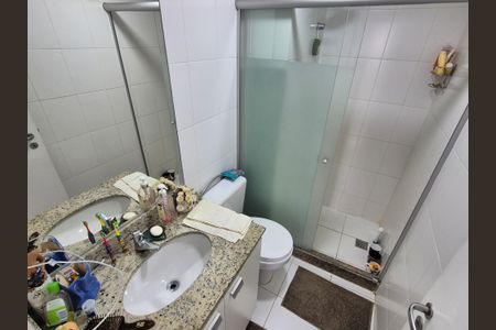 Apartamento à venda com 176m², 3 quartos e 2 vagasBanheiro 