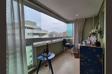 Apartamento à venda com 176m², 3 quartos e 2 vagasVaranda 