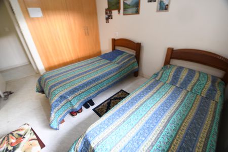 Apartamento à venda com 226m², 4 quartos e 4 vagasQuarto 2 - Suíte