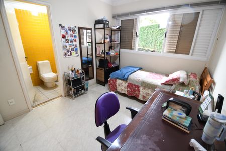 Apartamento à venda com 226m², 4 quartos e 4 vagasQuarto 3 - Suíte