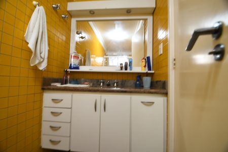 Apartamento à venda com 226m², 4 quartos e 4 vagasBanheiro Suíte