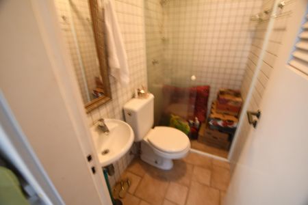 Apartamento à venda com 226m², 4 quartos e 4 vagasBanheiro de serviço