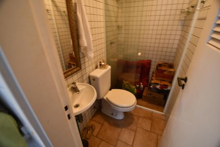 Apartamento à venda com 226m², 4 quartos e 4 vagasBanheiro de serviço