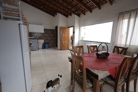 Casa à venda com 125m², 2 quartos e 2 vagas Casa à venda com 125m², 2 quartos e 2 vagasCobertura