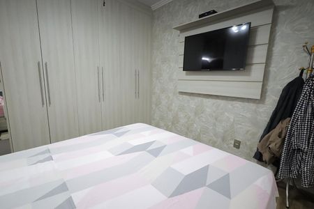 Casa à venda com 125m², 2 quartos e 2 vagas Casa à venda com 125m², 2 quartos e 2 vagasQuarto Suíte