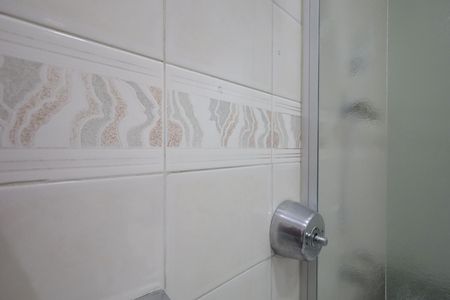 Casa à venda com 125m², 2 quartos e 2 vagas Casa à venda com 125m², 2 quartos e 2 vagasBanheiro