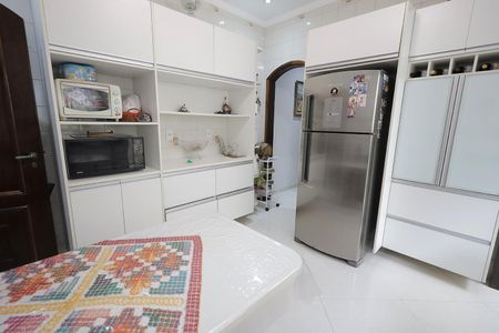 Casa à venda com 125m², 2 quartos e 2 vagas Casa à venda com 125m², 2 quartos e 2 vagasCozinha