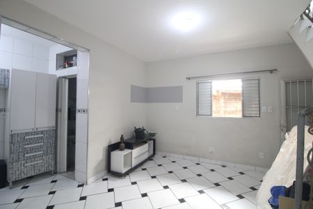Casa para alugar com 55m², 2 quartos e sem vagaSala