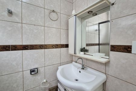 Casa à venda com 190m², 3 quartos e 2 vagasBanheiro Social