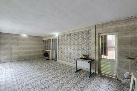 Casa à venda com 190m², 3 quartos e 2 vagasGaragem