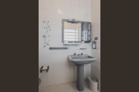 Apartamento para alugar com 100m², 3 quartos e 1 vaga Apartamento para alugar com 100m², 3 quartos e 1 vagaBanheiro da Suíte 2