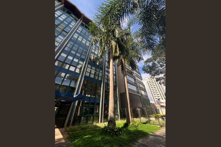 Apartamento para alugar com 70m², 1 quarto e 2 vagas Apartamento para alugar com 70m², 1 quarto e 2 vagasFachada