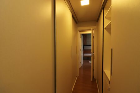 Apartamento à venda com 147m², 3 quartos e 2 vagasSuíte 1 Closet