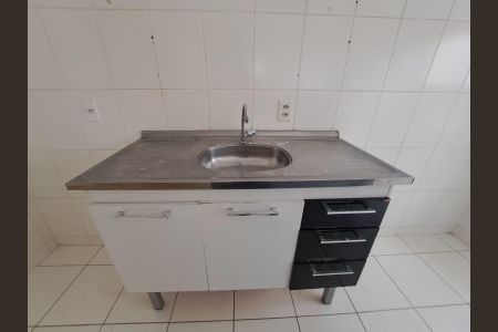 Cozinha de apartamento para alugar com 2 quartos, 43m² em Conceicao, Osasco