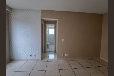 Apartamento à venda com 43m², 2 quartos e 1 vaga Apartamento à venda com 43m², 2 quartos e 1 vagaSala
