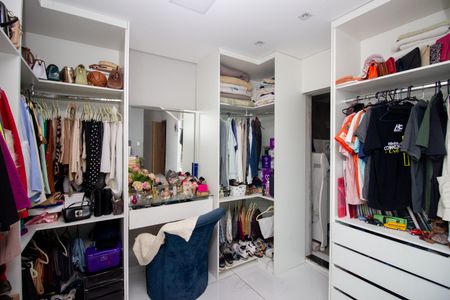 Apartamento para alugar com 200m², 3 quartos e 1 vagaCloset da suíte