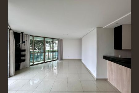 Apartamento para alugar com 3 quartos, 98m² em Buritis, Belo Horizonte