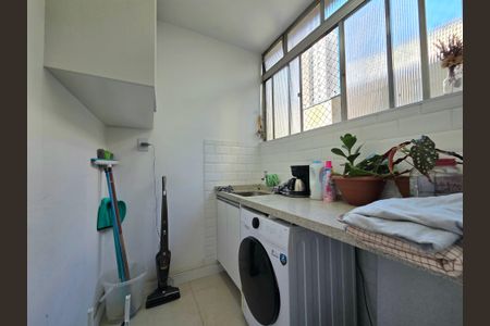 Apartamento à venda com 76m², 2 quartos e sem vagaÁrea de Serviço