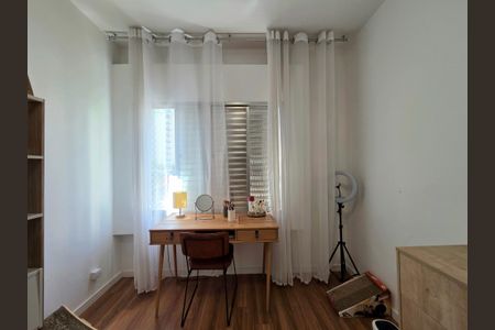 Apartamento à venda com 76m², 2 quartos e sem vagaQuarto 2
