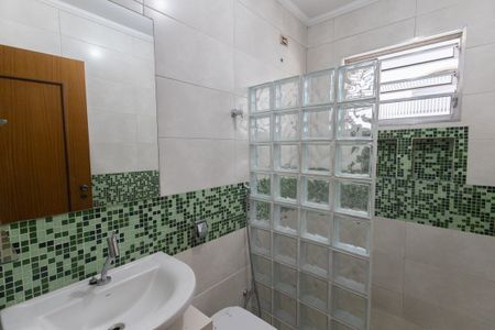 Casa à venda com 171m², 4 quartos e 2 vagasBanheiro da Suíte