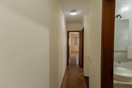 Casa à venda com 171m², 4 quartos e 2 vagasCorredor