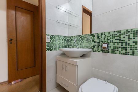 Casa à venda com 171m², 4 quartos e 2 vagasBanheiro da Suíte