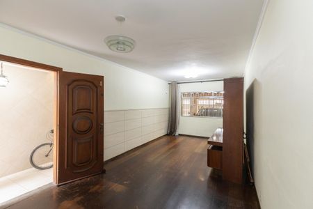 Casa à venda com 171m², 4 quartos e 2 vagasSala